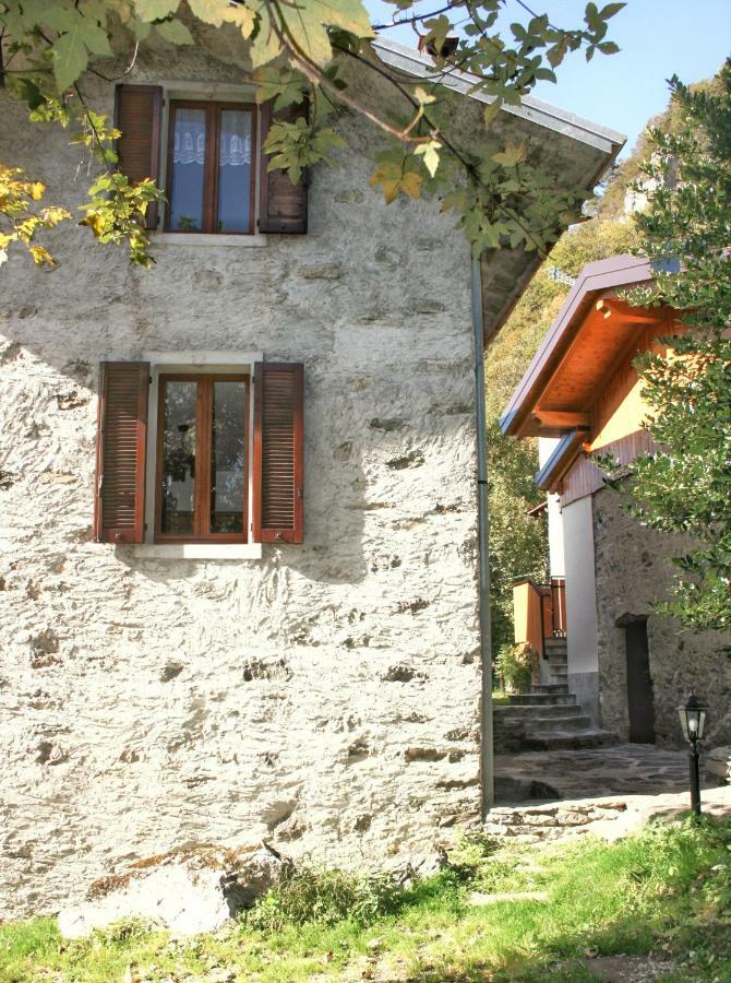 Casa Bucaneve & Ciclamino Gravedona Exterior foto